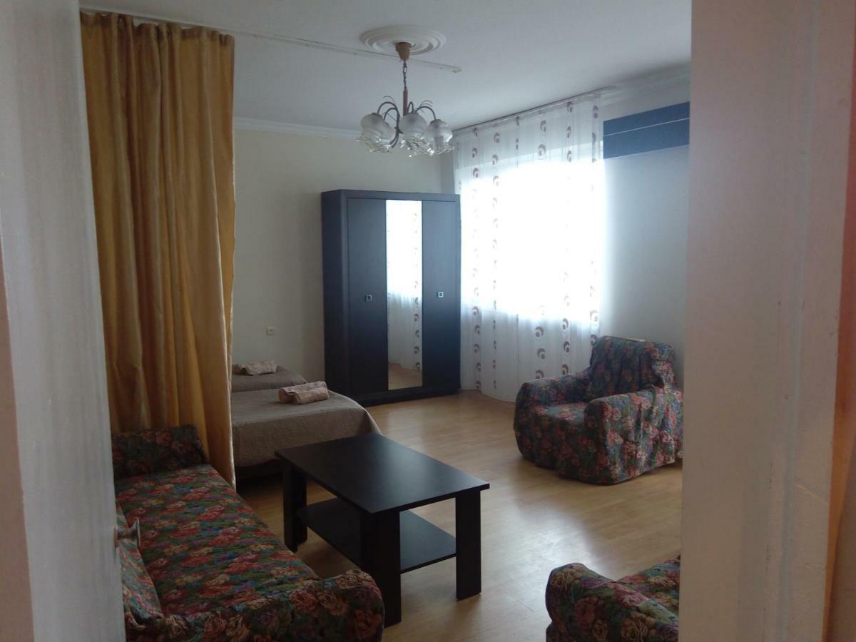 Apartment Khimshiashvili 9 Batumi Exterior foto